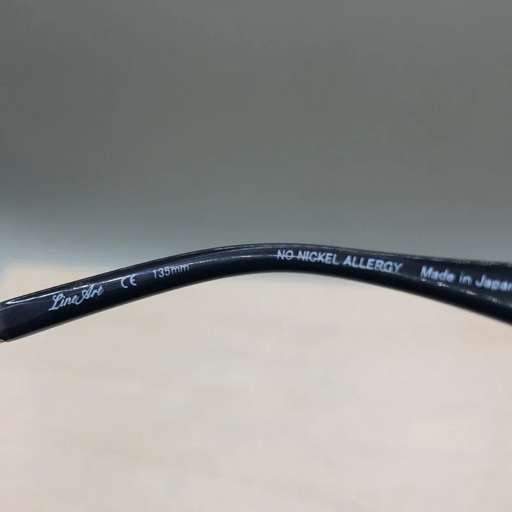 Charmant Line Art XL2075 Glasses FRAMES ONLY 51-17-135 Titan Japan Rimless